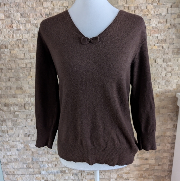 Evelyn Grace Sweaters - 100% Cashmere Brown V-Neck Sweater Bow Accent Sz L Academia Vintage Inspired